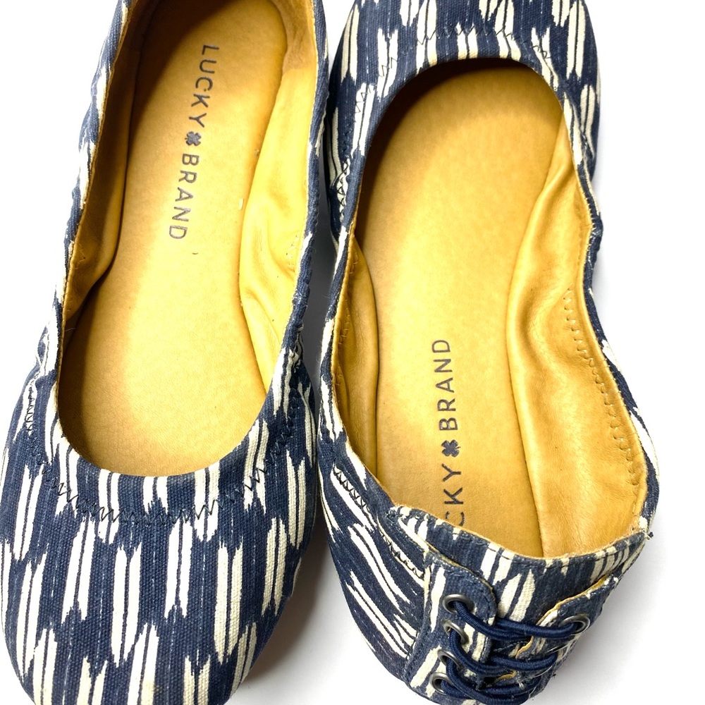 Lucky Brand Women's Blue and White Flats